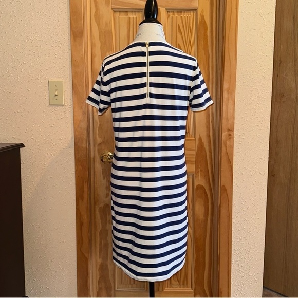Vineyard Vines Blue and White Striped Dress Women’s Size Medium - Picture 6 of 11